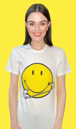 Any Old Iron x Smiley camiseta blanca perforada