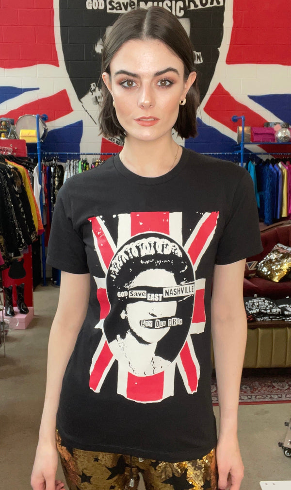 Camiseta con texto en inglés "Any Old Iron God Save East Nashville"